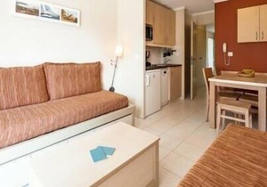 Residence Pierre & Vacances L'Anse de Pramousquier - Apartment for 4 people - 1 bedroom - Terrace or balcony