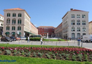 Riva Rooms