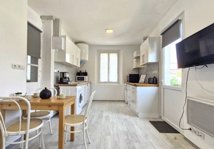 Royan - APARTMENT - garden level - WALK AT TWO STEPS et BEACH at 600m