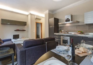 Santo Stefano Apartment
