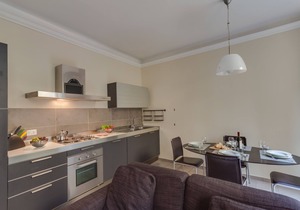 Santo Stefano Apartment