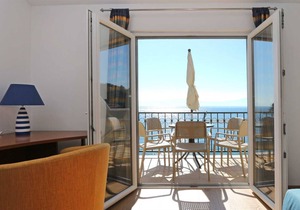 Sea View Apartment 24