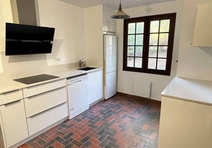 Seignosse Ocean, villa with Wi-Fi on approximately 800 m² of unfenced land in a peaceful.