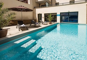Studio avec Wi-Fi Gratuit + accès Bain à Remous
