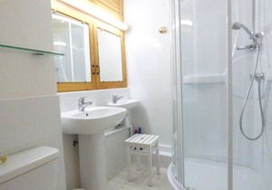 Studio for 4 with balcony, at the foot of the slopes, free parking, elevator