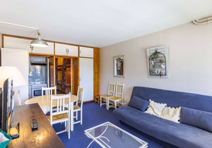 Studio for 6 with balcony in Gourette, well equipped
