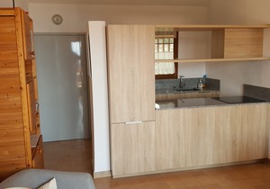 Sunny fully equipped apartment with fantastic sea view.