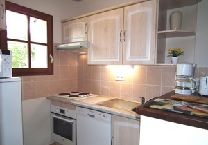 Superb Holiday Resort * in Dordogne-Lot : swimming pool, tennis, bar, etc.