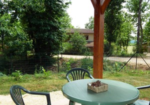 Superb Holiday Resort * in Dordogne-Lot : swimming pool, tennis, bar, etc.