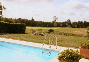 Tasteful villa with Wi-Fi, located in natural surroundings