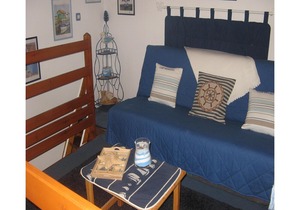 Villa comfort, 300 m from the center, enclosed garden in a private parking pinewood