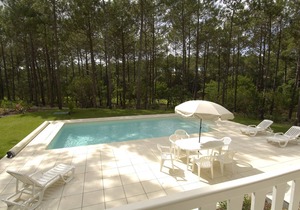 Villa in Aquitaine with Private Pool & Beach