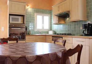 Villa Saint-Denis-d'Oléron, 4 bedrooms, 11 persons