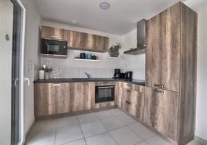 Villa with air con, private pool and Jacuzzi on a residence with tennis