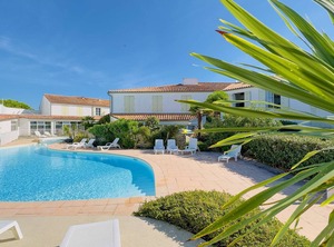 Dans Piscine | La Couarde-sur-Mer