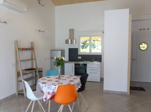 Climatise The Calm Of Versennes | Saintes