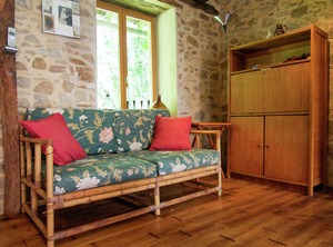 Quaint Cottage Juillac Garden | Bassin de Brive