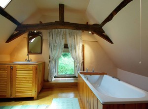 Quaint Cottage Juillac Garden | Bassin de Brive