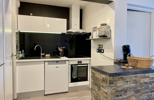 La Rochelle Apartment | À 5 min du centre et plage, confort garanti