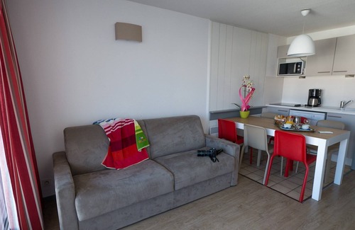 Hendaye Condo | À 50m de la Plage! Apt Duplex + Vue sur le Port
