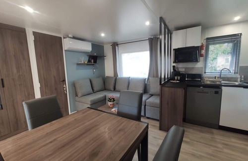 Claouey House | À la Brise du Ferret