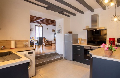 Saint-Front-la-Riviere House | 100 m² Gîte ∙ 3 bedrooms ∙ 6 guests