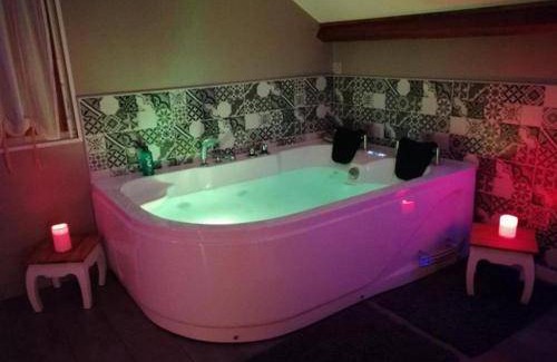 Castels Bed & Breakfast | 100 m² Bed and breakfast ∙ 2 guests