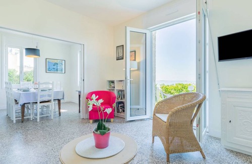 Saint-Palais-sur-Mer Villa | 100 m² Villa ∙ 1 bedroom ∙ 7 guests