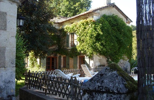 Saint-Pierre-de-Cole House | 100 m² House ∙ 3 bedrooms ∙ 6 guests