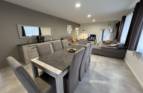 Arjuzanx House | 100 m² Gîte ∙ 3 bedrooms ∙ 6 guests