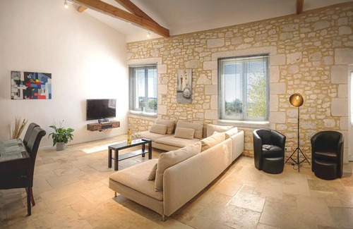 Le Cler House | 100 m² House ∙ 2 bedrooms ∙ 4 guests