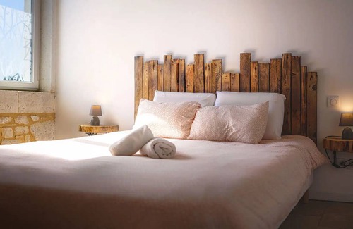 Le Cler House | 100 m² House ∙ 2 bedrooms ∙ 4 guests