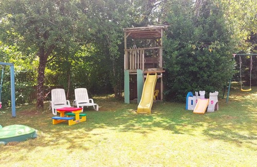 Hautefort House | 100 m² House ∙ 3 bedrooms ∙ 6 guests