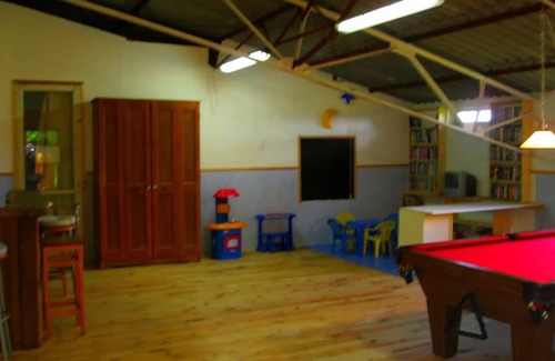 Hautefort House | 100 m² House ∙ 3 bedrooms ∙ 6 guests
