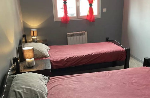Laruscade House | 100 m² House ∙ 3 bedrooms ∙ 6 guests
