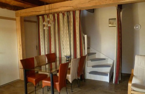 Serandon House | 100 m² House ∙ 3 bedrooms ∙ 5 guests