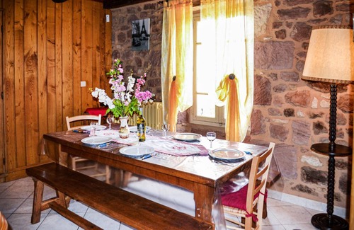 Badefols-d'Ans House | 100 m² House ∙ 4 bedrooms ∙ 8 guests
