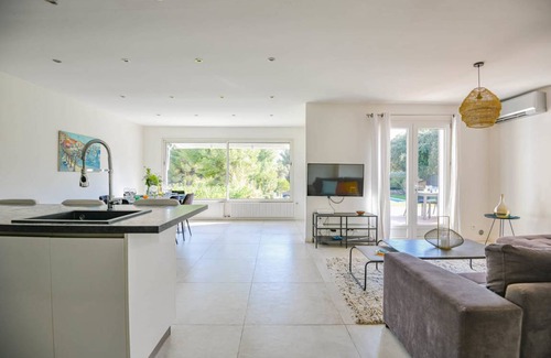 Les Trois Lucs Villa | 100 m² Villa ∙ 3 bedrooms ∙ 6 guests