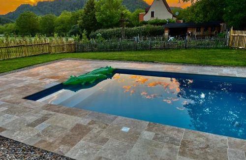 Saint-Cybranet House | 1000 m² House ∙ 5 bedrooms ∙ 10 guests