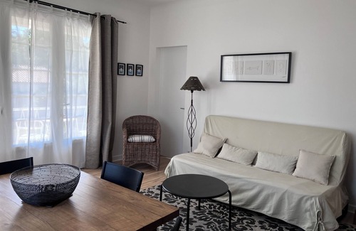 Saint-Trojan-les-Bains Condo | 100m from the sea and close to the forest, 3-star accommodation with garden.