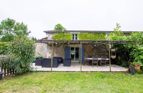 Mareuil en Perigord House | 103 m² Gîte ∙ 3 bedrooms ∙ 6 guests