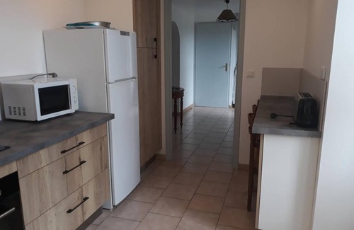 Salles-Lavalette Cottage | 104 m² Cabin ∙ 2 bedrooms ∙ 6 guests