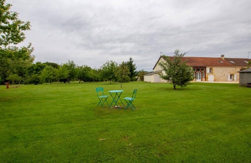 Saint-Germain-et-Mons House | 105 m² Gîte ∙ 3 bedrooms ∙ 6 guests