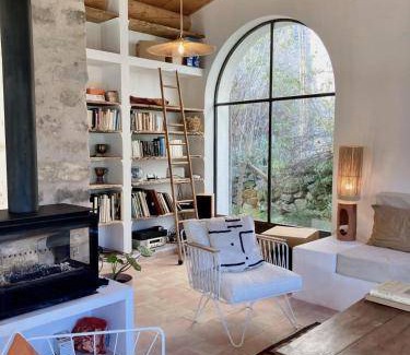 Beaurecueil Villa | 107 m² Villa ∙ 2 bedrooms ∙ 6 guests