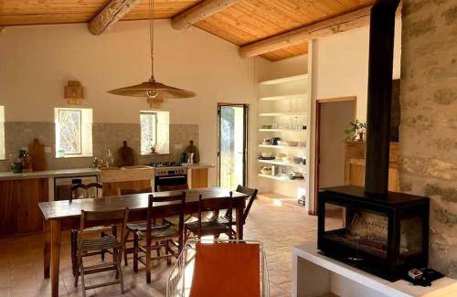 Beaurecueil Villa | 107 m² Villa ∙ 2 bedrooms ∙ 6 guests