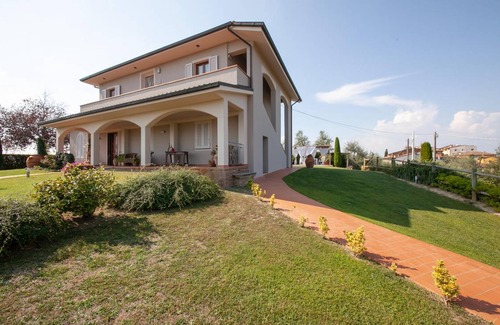 Montopoli in Val d'Arno Apartment | 110 m² Apartment ∙ 3 bedrooms ∙ 6 guests