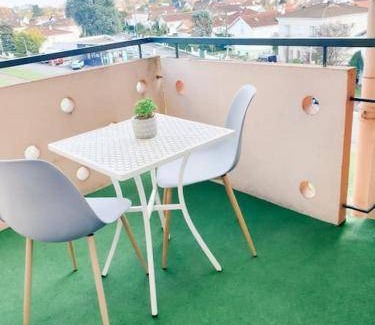 Pau Nord Apartment | 110 m² Apartment ∙ 4 bedrooms ∙ 8 guests