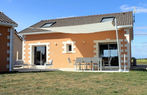 Saint-Jean-de-Sauves House | 110 m² House ∙ 3 bedrooms ∙ 6 guests