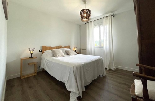 Arbouet-Sussaute House | 110 m² Gîte ∙ 2 bedrooms ∙ 4 guests