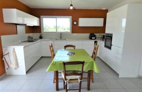 Saubusse House | 110 m² Gîte ∙ 3 bedrooms ∙ 5 guests